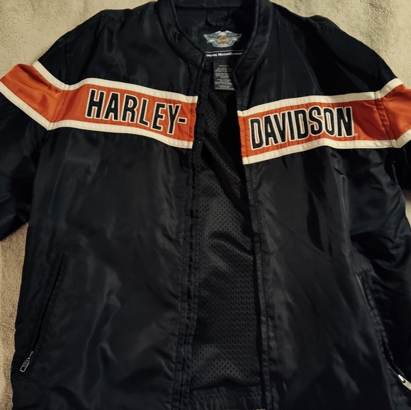 Harley-Davidson nylon jacket large barely worn